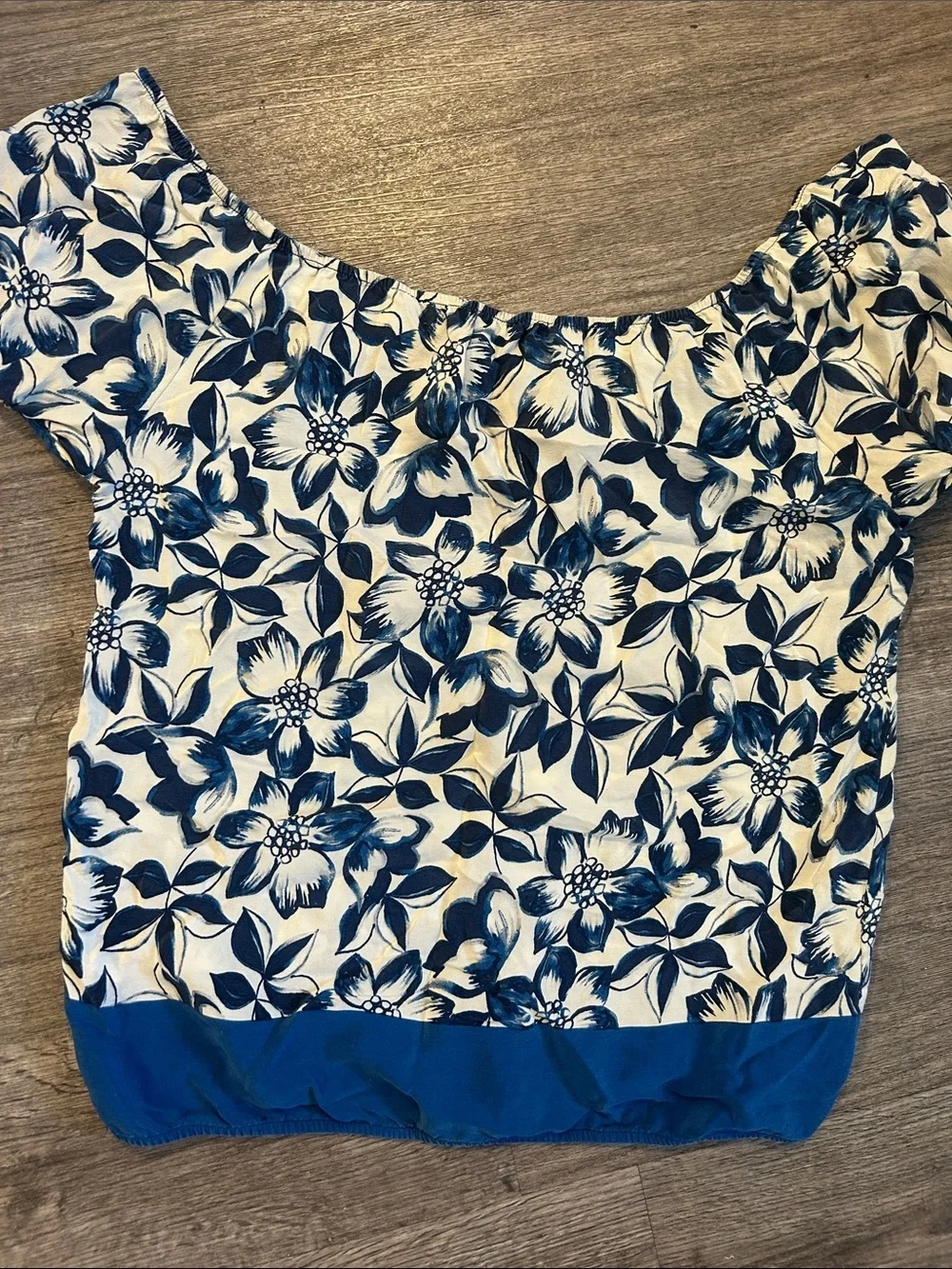 Karen Kane 100% Silk Blue Floral Peasant Blouse Tie Sleeve Top Small